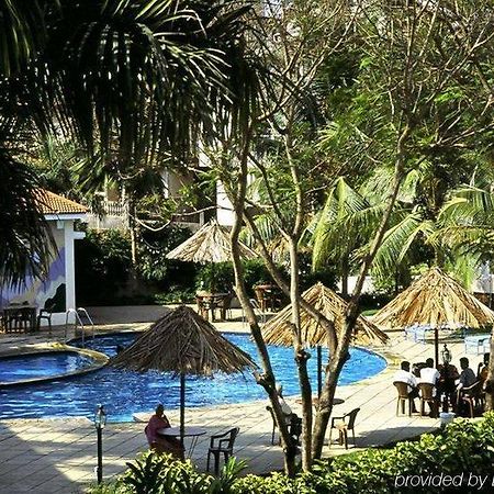 Goa Villagio Resort Sangolda Exterior photo