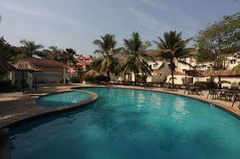 Goa Villagio Resort Sangolda Exterior photo