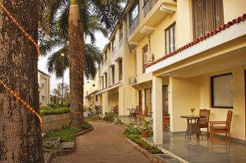 Goa Villagio Resort Sangolda Exterior photo